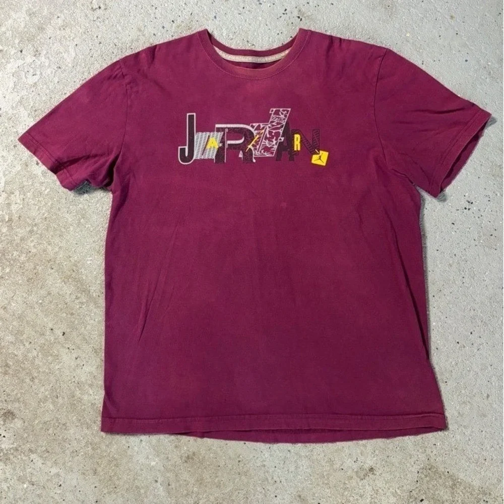 Jordan Brand Mens XL Maroon Graphic T-Shirt Jumpman Elephant Print Burgundy